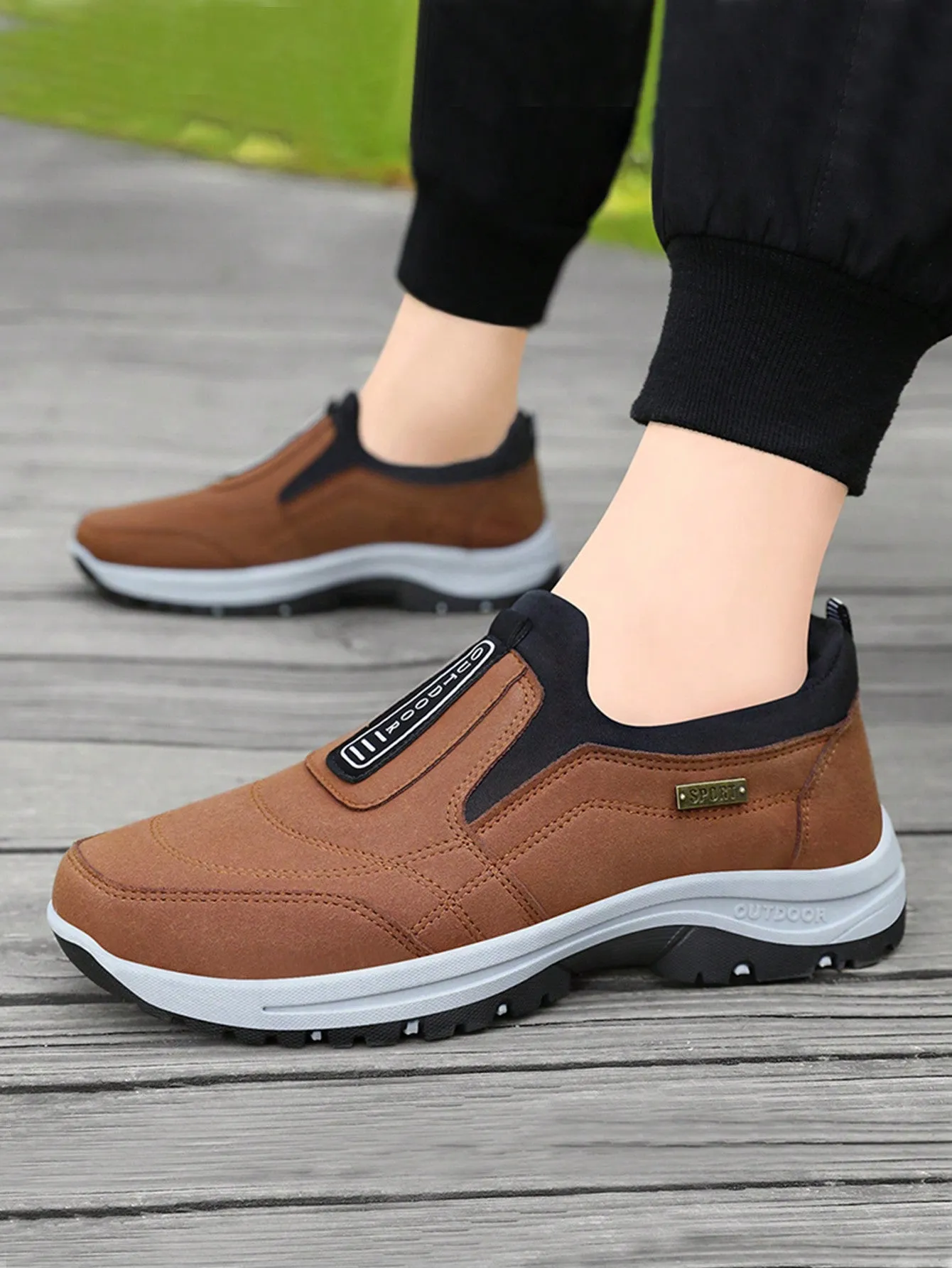 Anti-Slip, Wear-Resistant Outdoor Soft-Sole Comfortable Lightweight Slip-On Casual Men Shoes