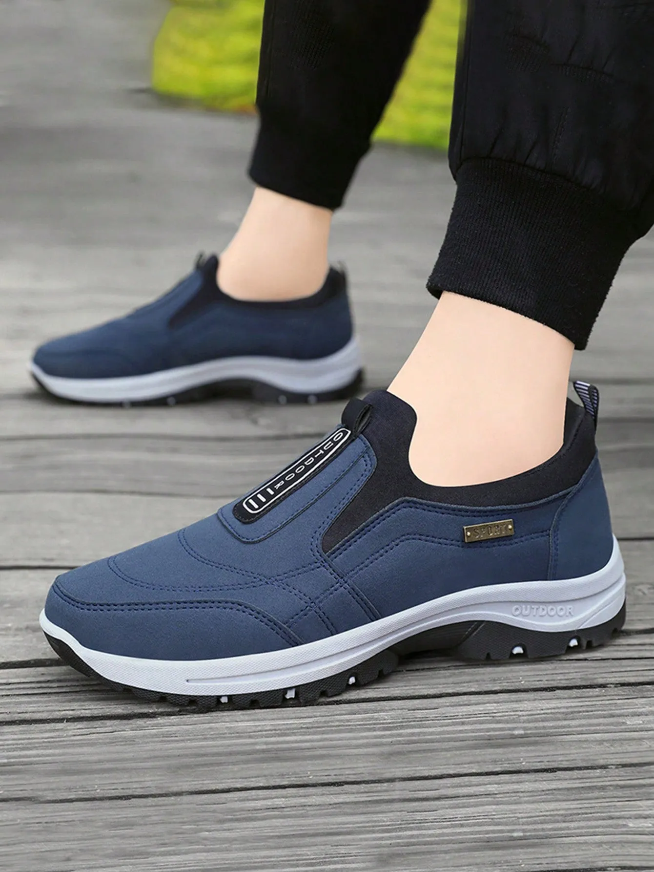 Anti-Slip, Wear-Resistant Outdoor Soft-Sole Comfortable Lightweight Slip-On Casual Men Shoes