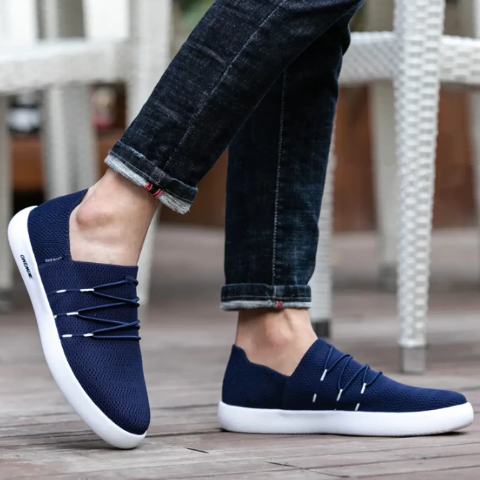 Men's Light Mesh Sneakers