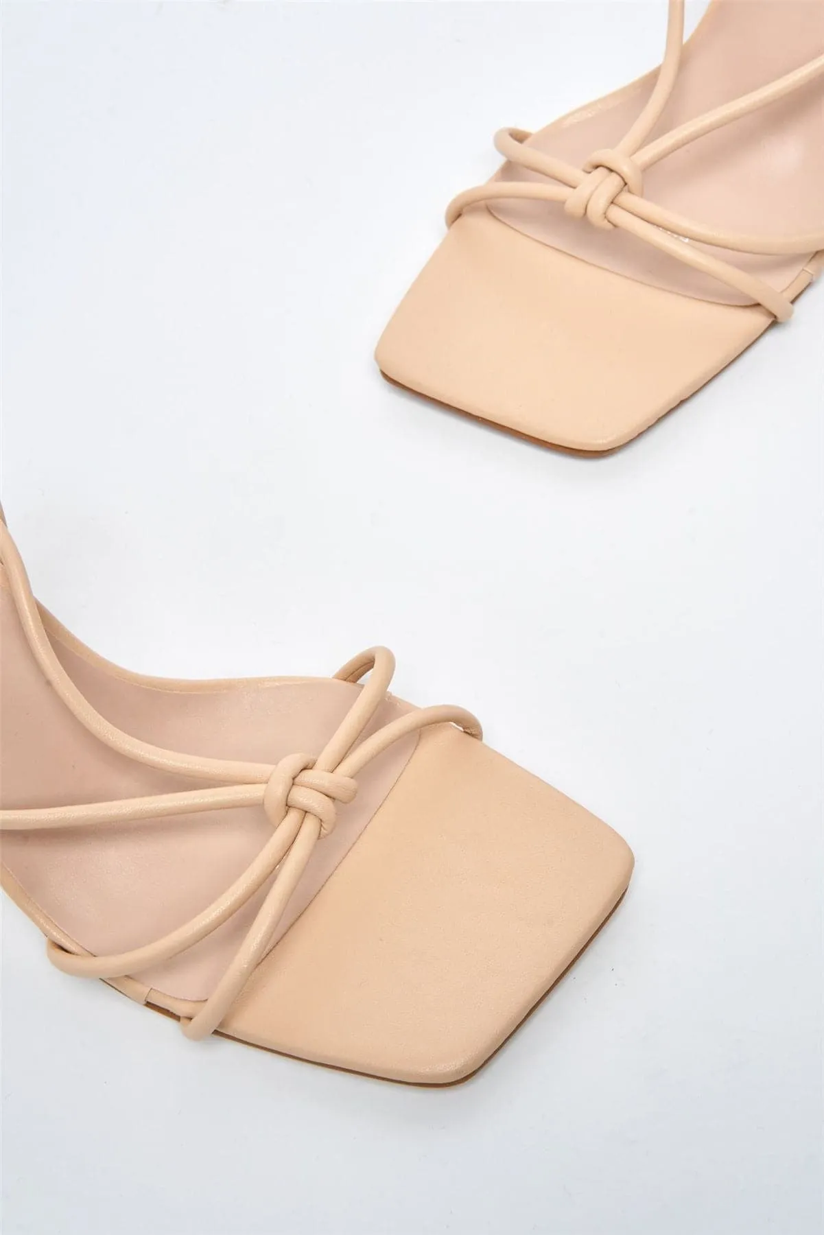 Vera Lace-up Heel in Nude